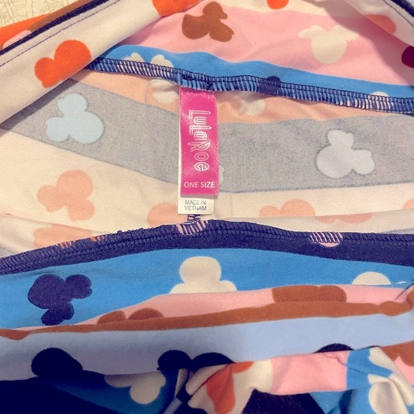 Disney Lularoe MINNIE MOUSE BOWS Leggings Ice Cream Multicolor One Size NWOT - Picture 3 of 3